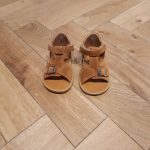 POM D'API poppy EASY velours caramel sandale premier pas